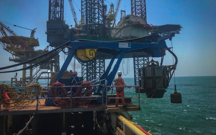 Offshore technicians icon