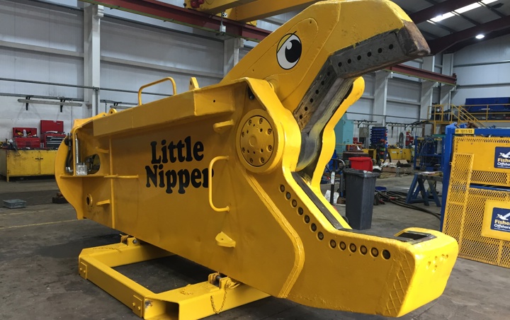 Cutting equipment icon